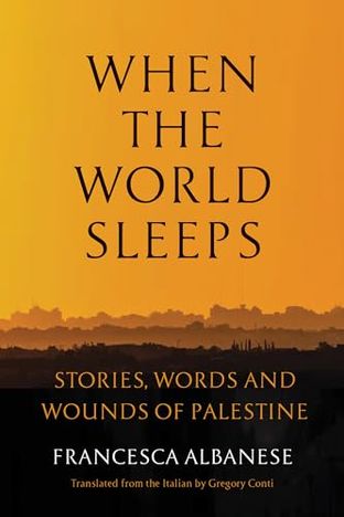 Boekomslag van When the World Sleeps door Francesca Albanese
